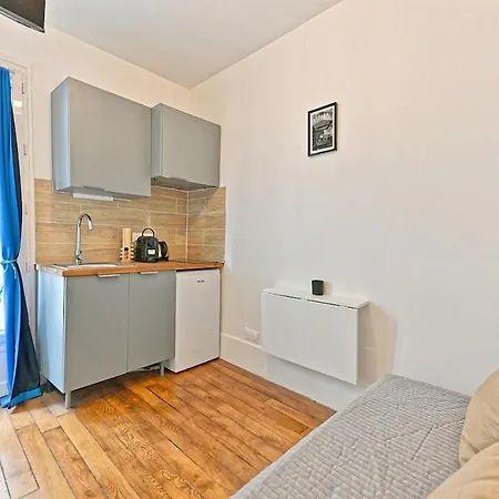 Apartment Equipe Dans Le 18eme Arrondissement Paris