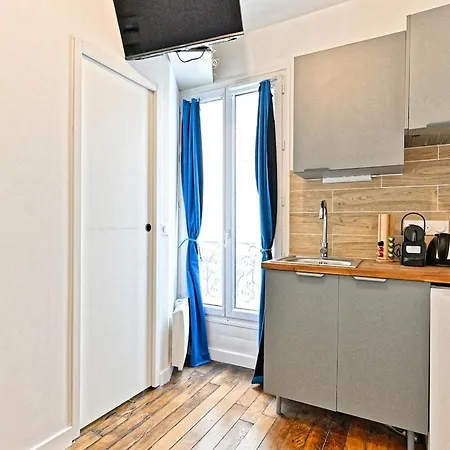 Apartment Equipe Dans Le 18eme Arrondissement *